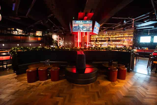 Players Lounge 