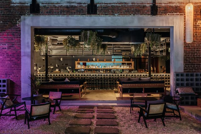Full Restaurant Buyout
