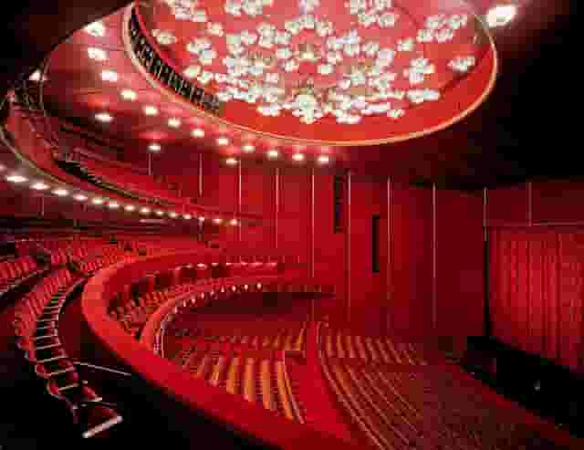 Performing arts theater