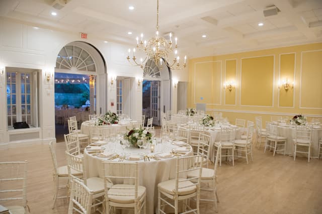 Belle Vue Room