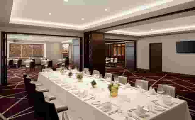 L'Enfant Bar and Grill