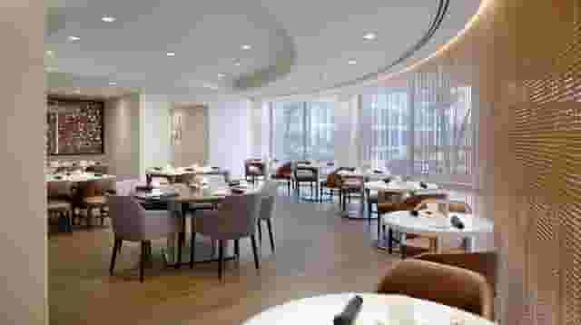 L'Enfant Bar and Grill