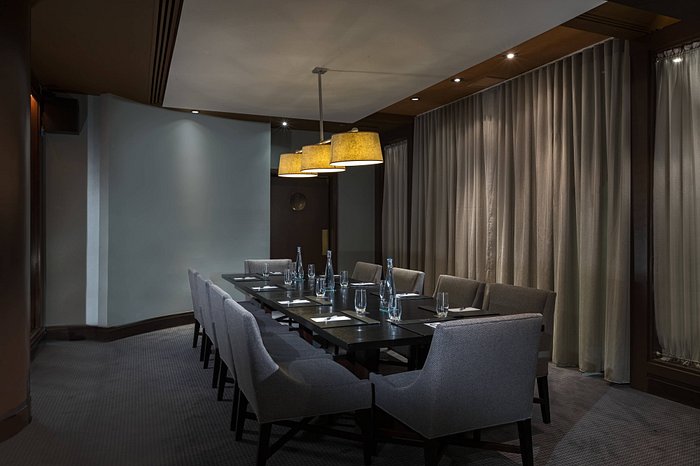 Capitol Ballroom at JW Marriott DC: modern meeting room for strategic planning sessions.