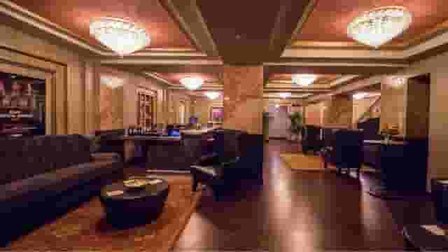 1924 LOUNGE