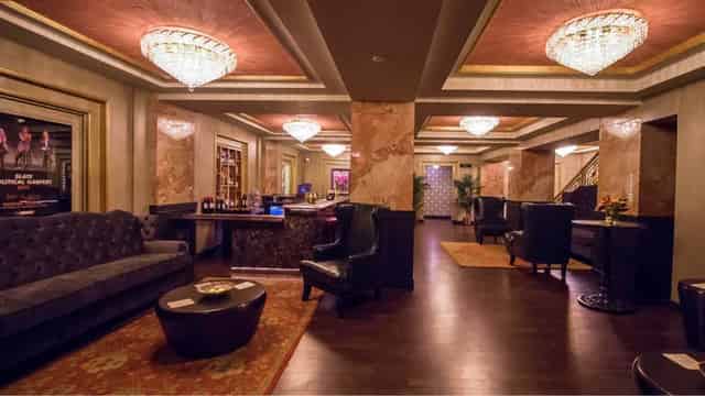 1924 LOUNGE