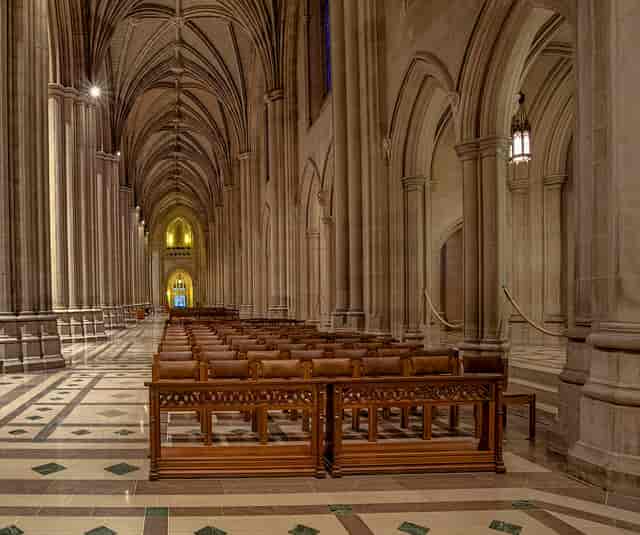 Washington National Cathedral Nave with vaulted ceilings, ideal for weddings and events.