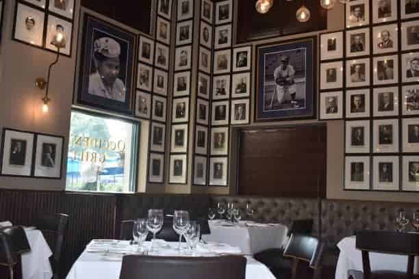 Bar & grill
