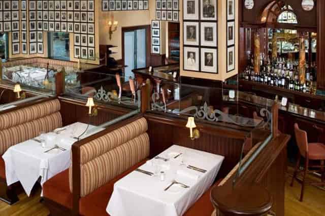 Bar & grill
