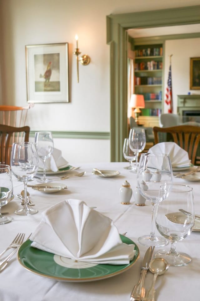 Elegant dining table in Governor's Room, City Tavern for corporate events and dinners.
