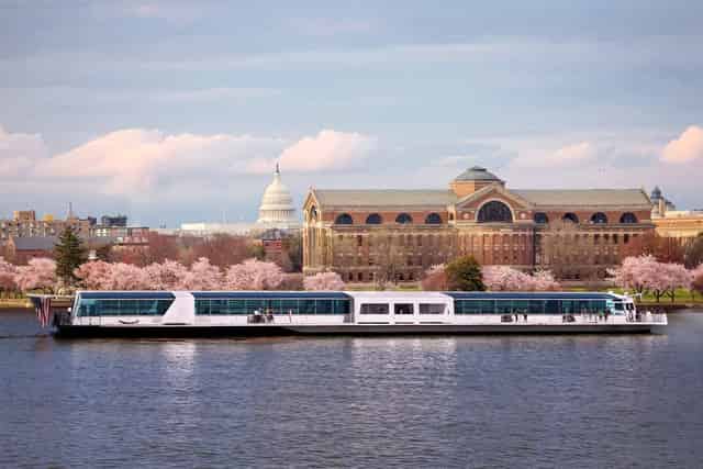 Floating event venue