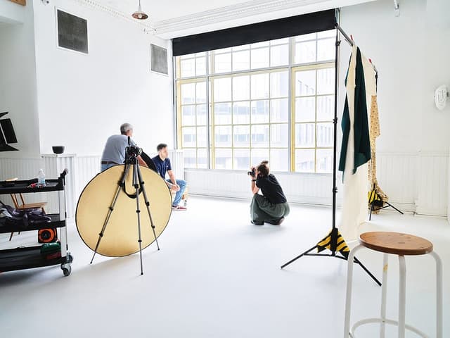 STUDIO 2