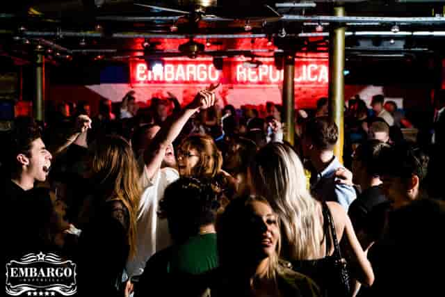 Vibrant dance club scene at Embargo Republica, perfect for nightlife events and networking.