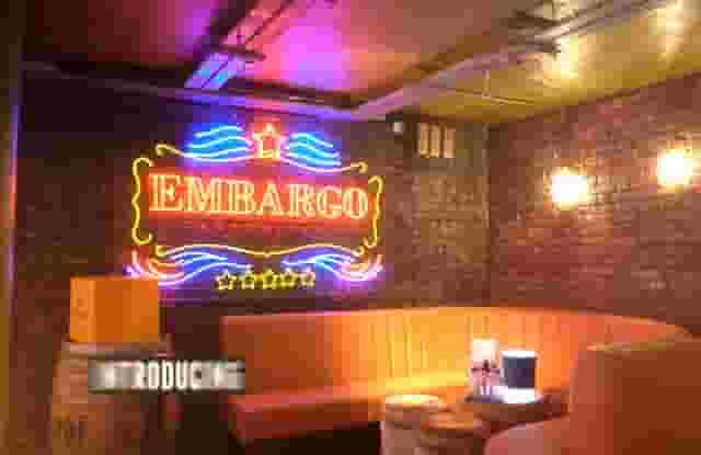 Cocktail bar