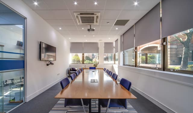 Desk Team Serviced Offices