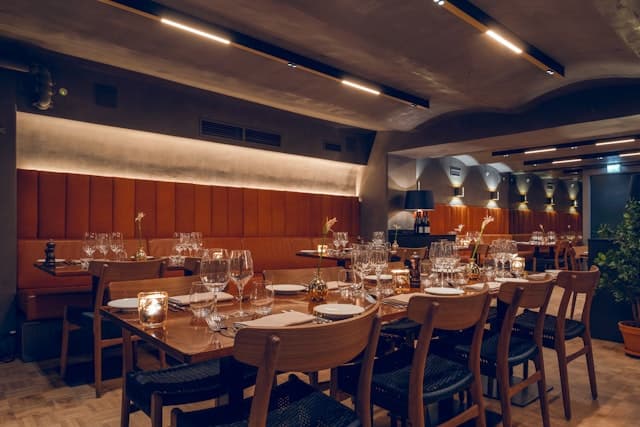 restaurant