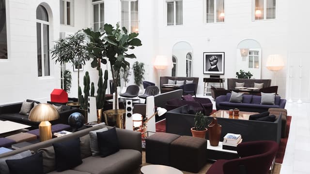 lounge