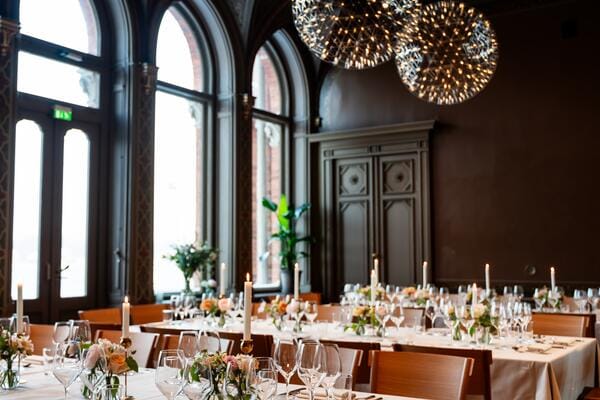 Elegant dining room at Hotel Skeppsholmen, ideal for weddings and corporate events.
