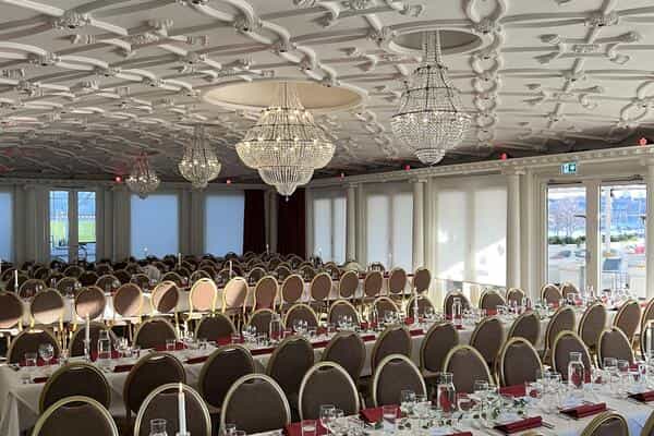 Elegant banquet hall at Hotel Skeppsholmen, ideal for weddings and corporate events.
