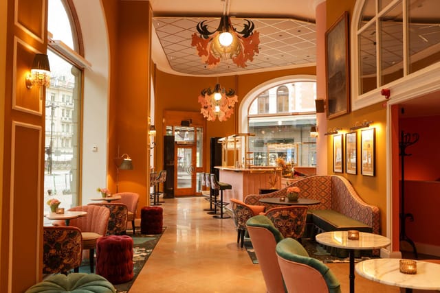 Stylish meeting venue at Hotel Kung Carl, ideal for networking events and intimate gatherings.