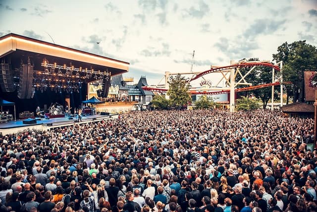 Live music venue