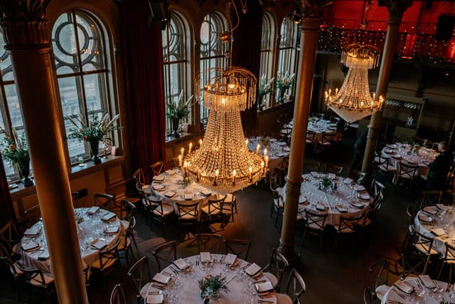 Banquet hall