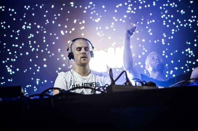 Dynamic DJ performance at Münchenbryggeriet, vibrant lighting for engaging events.