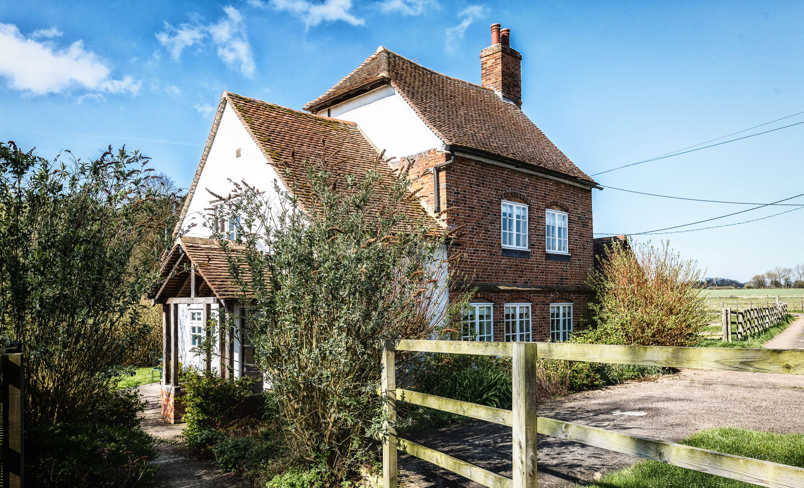 Pavilion at Quendon Hall: rustic venue for intimate meetings and retreats in serene countryside.