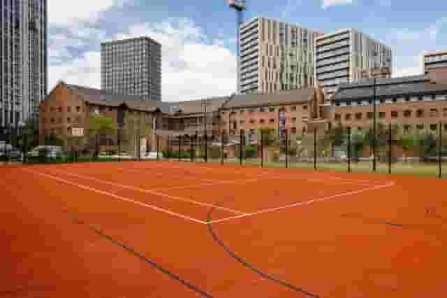 Courts Club