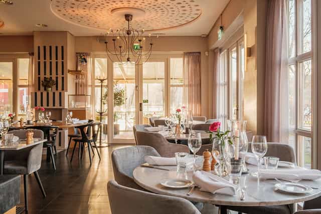 Elegant dining space at Villa Källhagen for upscale events and corporate dinners.