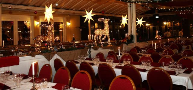 Cocktail bar