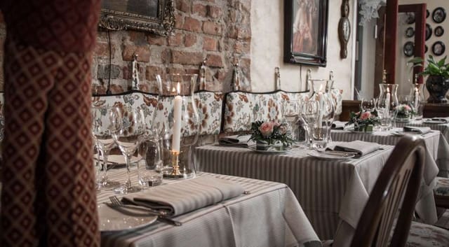 Elegant dining space at Wärdshuset Ulla Winbladh for upscale events and intimate gatherings.