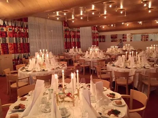 Elegant banquet hall at Rosendals Wärdshus, perfect for gala dinners and corporate events.