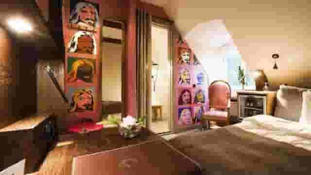 rooms
