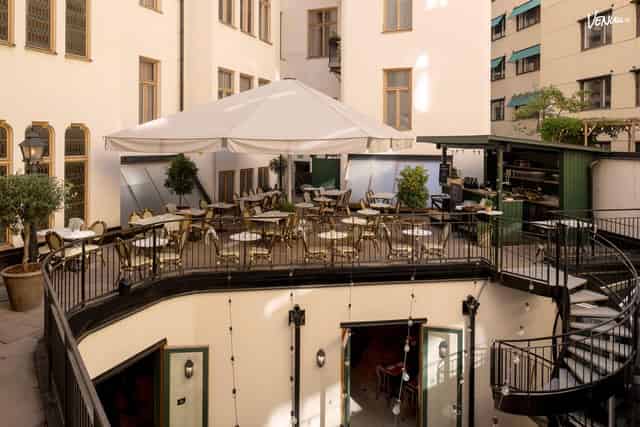 Le Salon