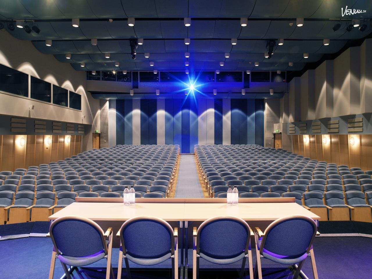 Stockholmsmässan conference room with blue chairs, ideal for presentations and events.