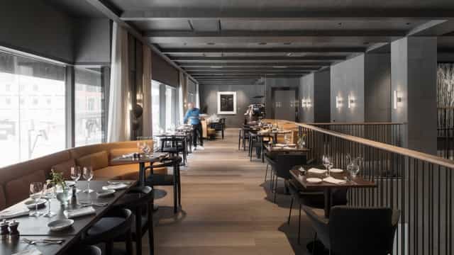 Modern restaurant interior at Clarion Hotel Sign, perfect for events and meetings.