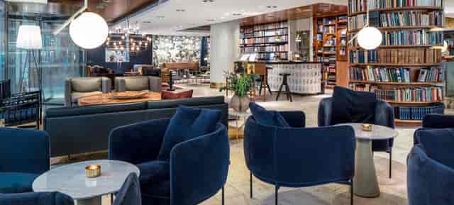 Stylish lounge at Mornington Hotel Stockholm City, ideal for networking events and meetings.