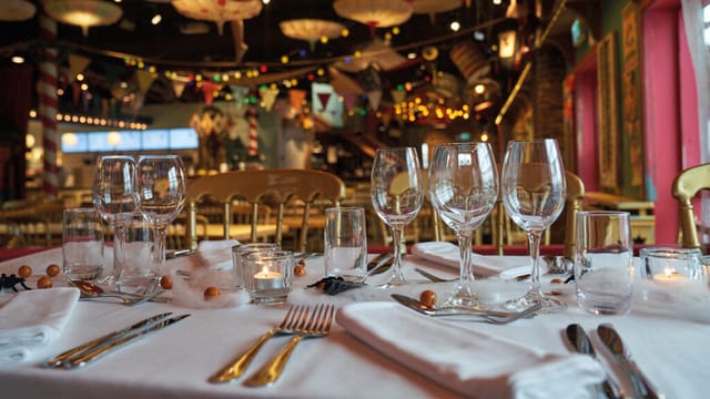 Elegant dining table at Circus restaurant, perfect for corporate dinners and holiday parties.