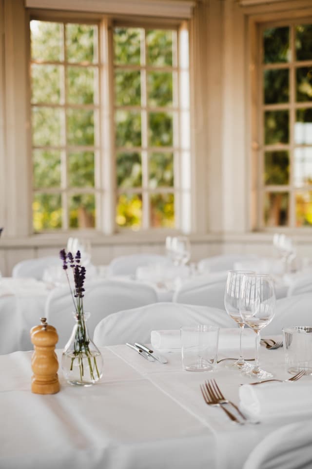 Banquet hall