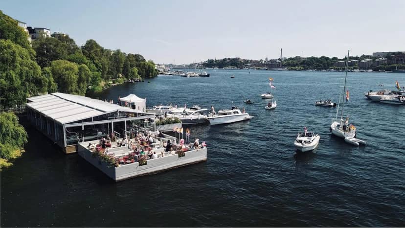 Vibrant waterfront venue Paviljongen in Fåfängan for summer outdoor events.