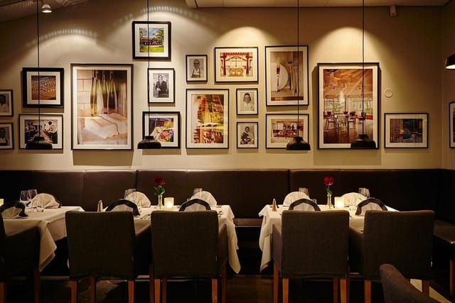 Elegant restaurant dining space in Marholmen, ideal for upscale dinners and corporate events.