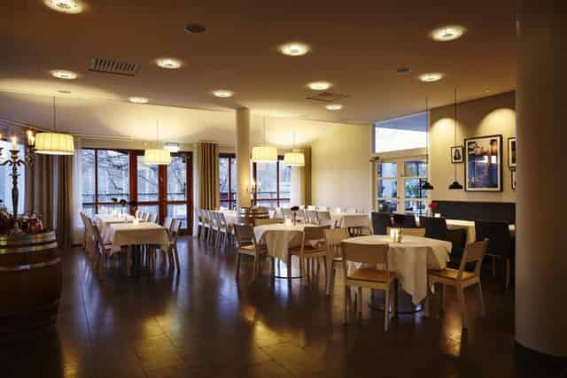 restaurant