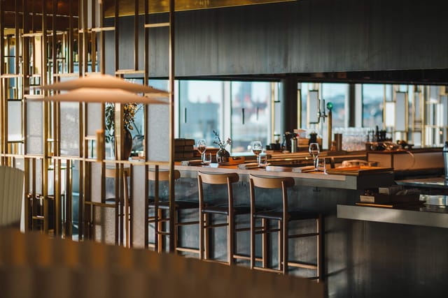 Modern restaurant in Hobo Hotel, ideal for upscale events and intimate meetings.