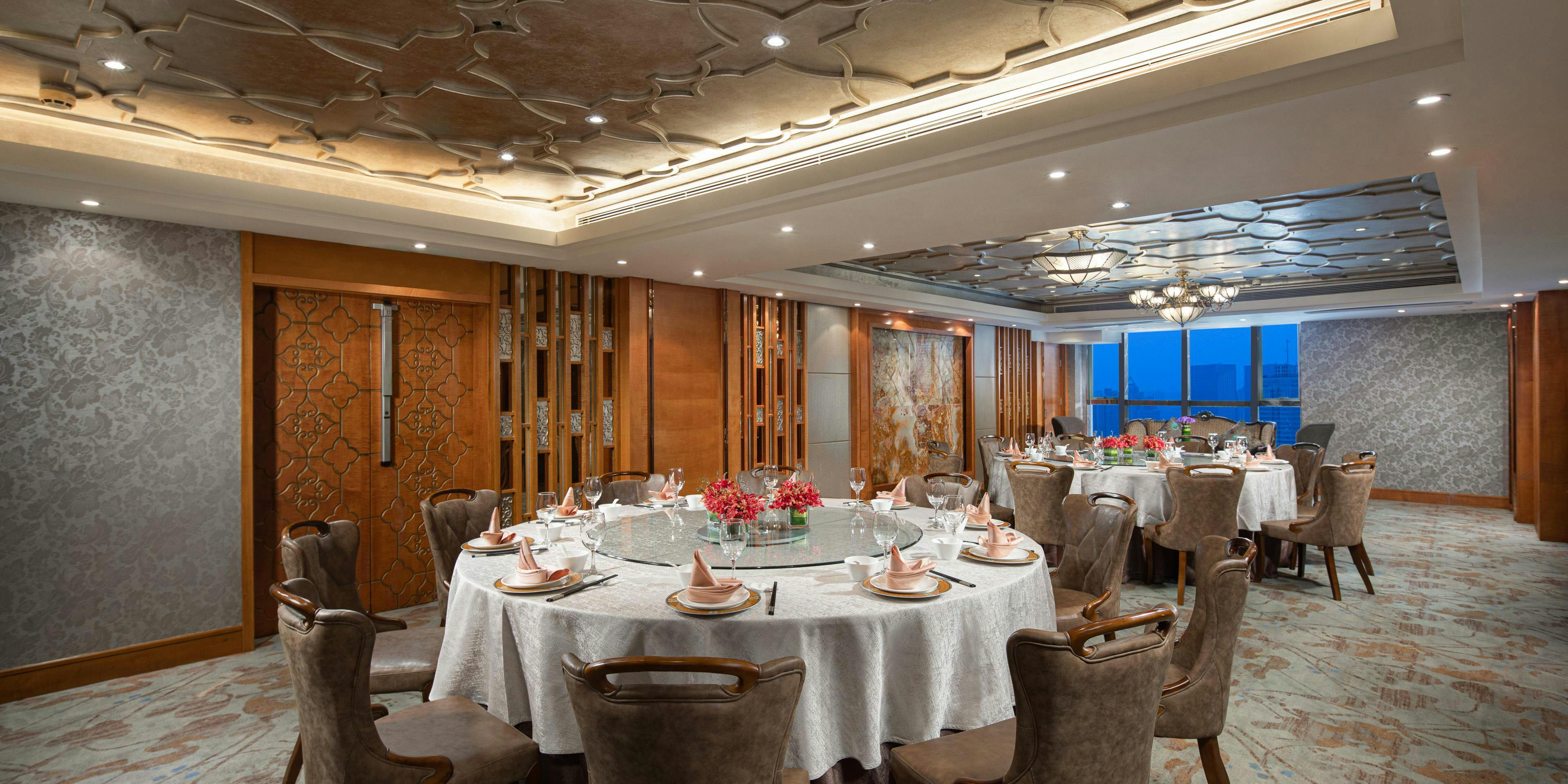 Elegant private dining room in Shanghai Me Restaurant, ideal for upscale events and meetings.