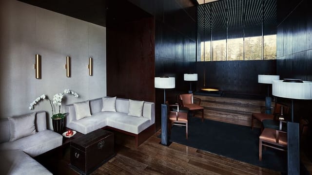 Sophisticated PHÉNIX Private Room at The PuLi Hotel for networking events and meetings.