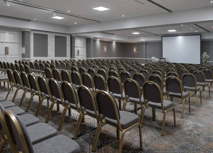 Delta Hotels by Marriott Heathrow Windsor