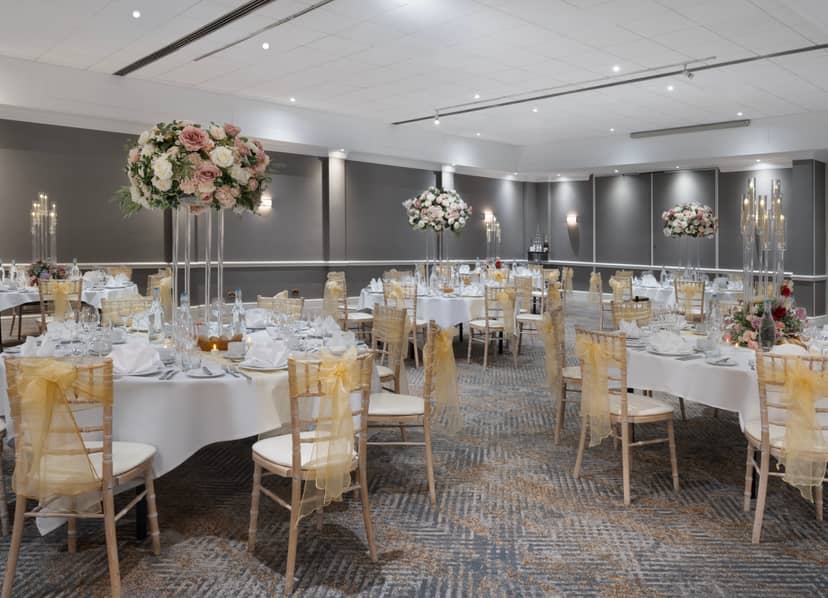 Delta Hotels by Marriott Heathrow Windsor