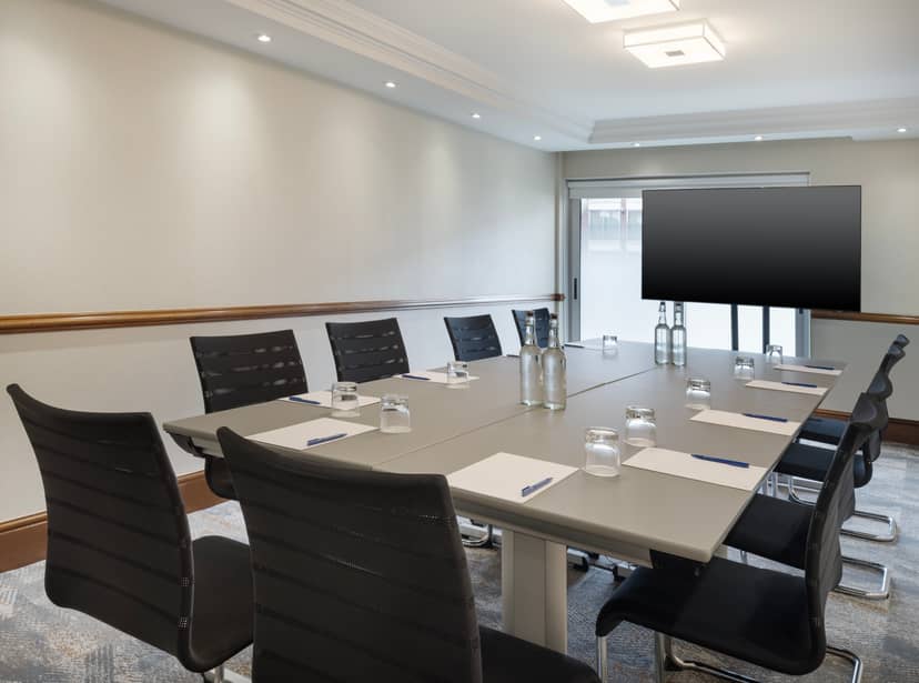 Delta Hotels by Marriott Heathrow Windsor