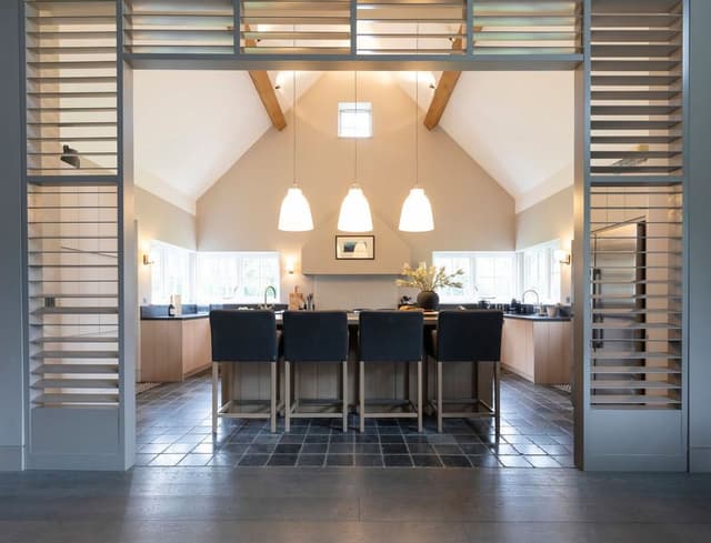 Luxury Boltholes