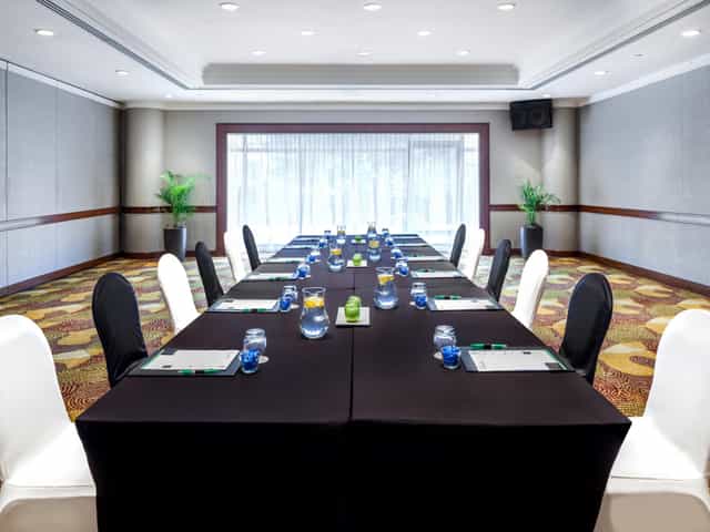 Holiday Inn Singapore Atrium - Hotel ...